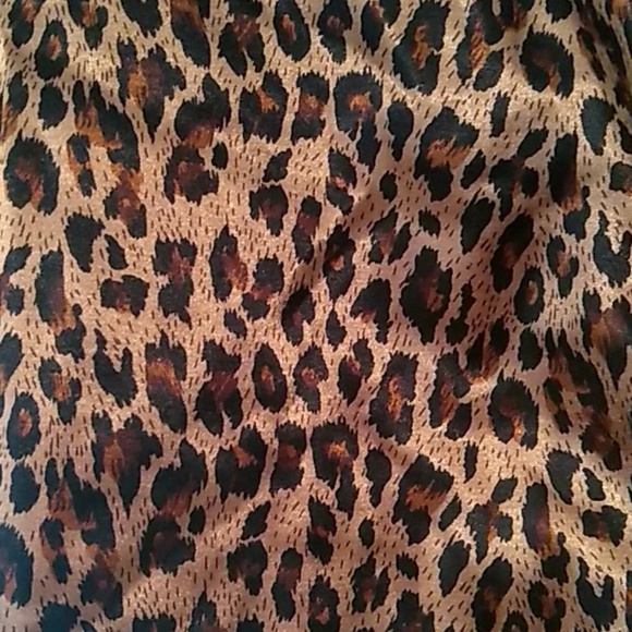 Night gown - Picture 2 of 4